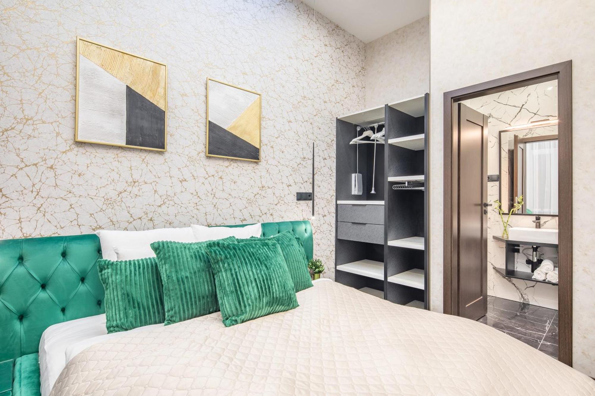 Extreme Central - Luxy Stay บูดาเปสต์ ภายนอก รูปภาพ
